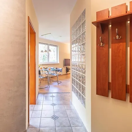 Orange Sands By Renters * Sopot